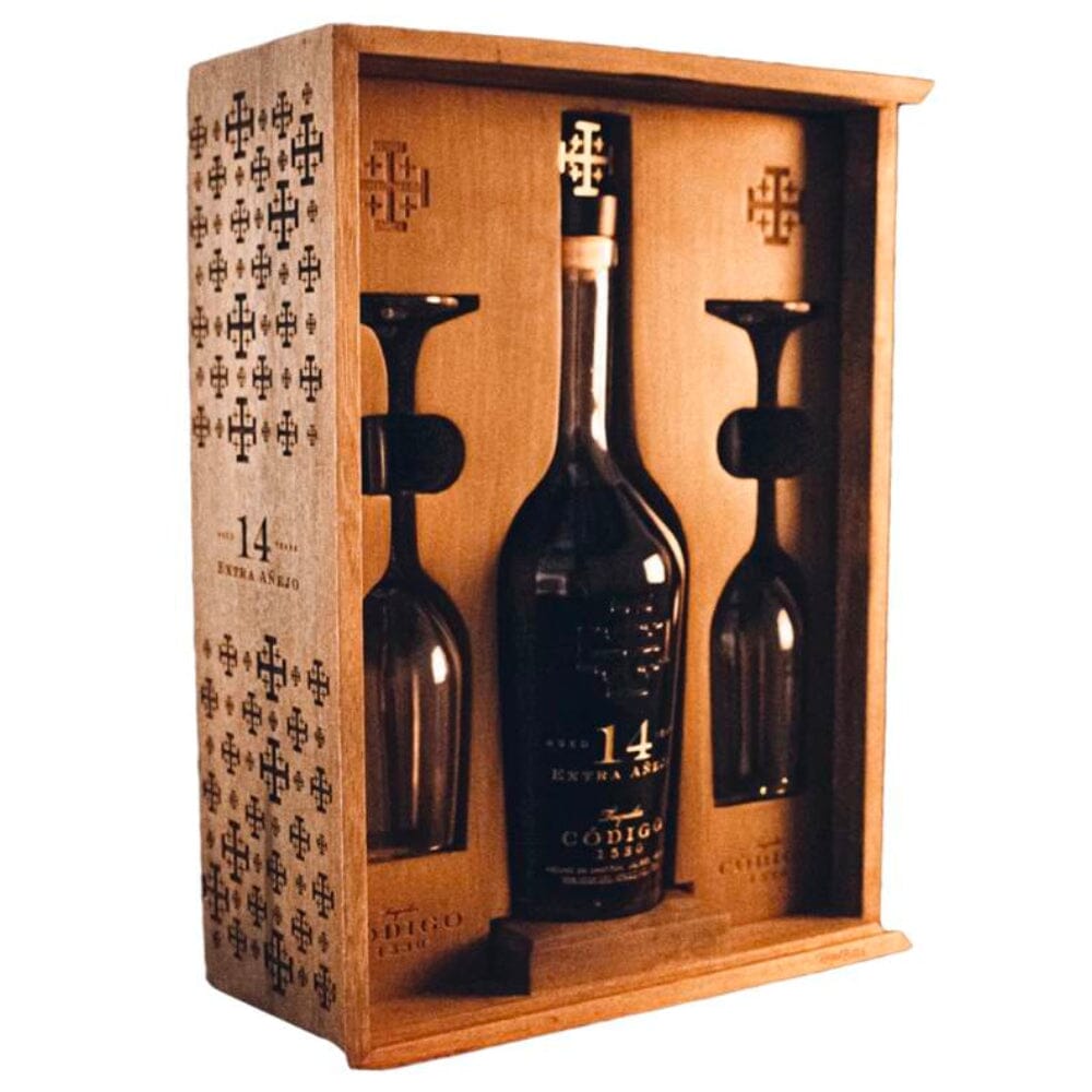 Codigo 1530 14 Year Old Extra Anejo Gift Set W/ 2 Flute Glasses Tequila Código 1530 Tequila