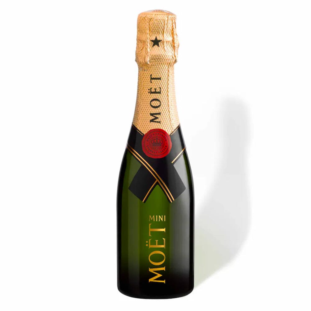 Moët & Chandon Brut End of Year Festive Minis Gift Box Limited Edition 6PK Champagne Moët & Chandon