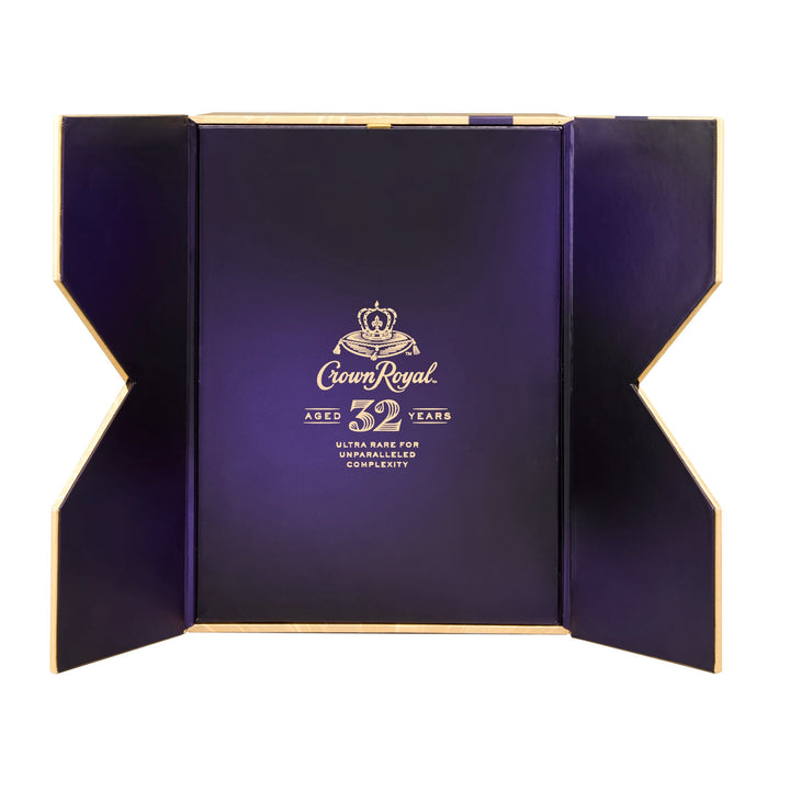 Crown Royal 32 Year Old Extra Rare Canadian Whisky Crown Royal 